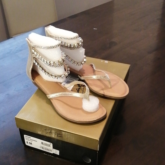 Thalia Sodi Irina Bling Sandals - Picture 2 of 9